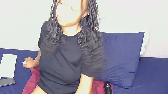 Serafynn online show from October 2025 02:50:01 PM