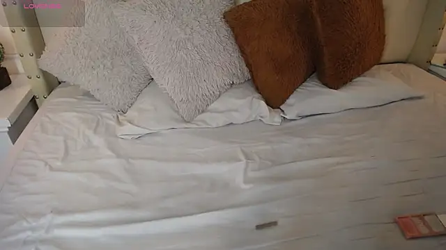 bycandy  online show from February 2026 01:08:01 PM