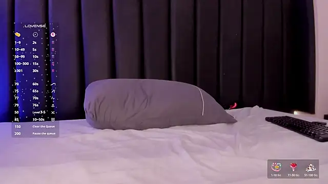 Cristina joy online show from February 2026 12:27:01 PM