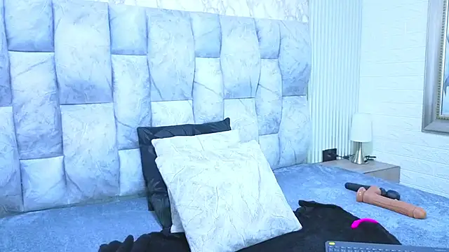 sofiagutierrez   online show from November 2025 03:27:02 AM