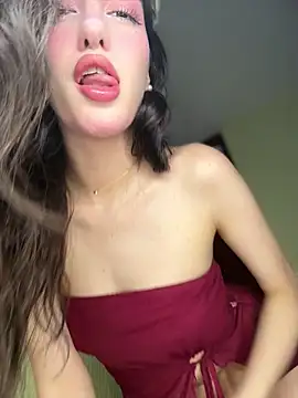 Emily-hottson online show from May 2026 02:32:01 AM