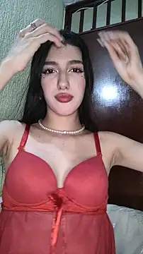 Snapshot of Emily-hottson chatting on December 2025 03:28:02 AM Emily-hottson online show from December 2025 03:28:02 AM