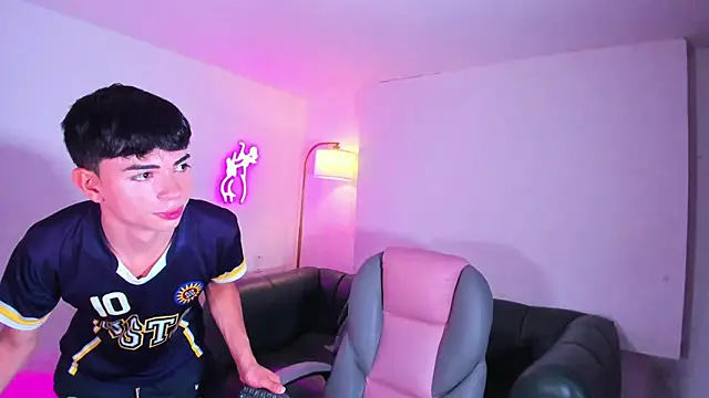 Peter chase online show from December 2025 06:18:02 PM