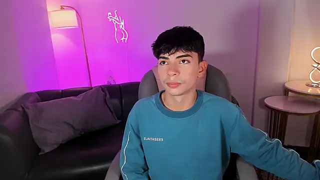 Peter chase online show from November 2025 05:57:01 PM