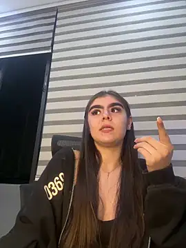 Snapshot of SofiaFontaiine chatting on November 2025 03:32:01 AM SofiaFontaiine online show from November 2025 03:32:01 AM