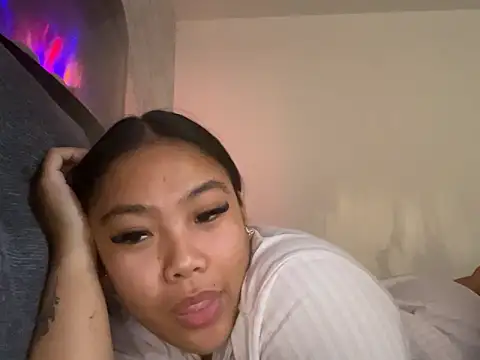 Snapshot of MissCherryyxox chatting on September 2025 08:17:02 AM MissCherryyxox online show from September 2025 08:17:02 AM