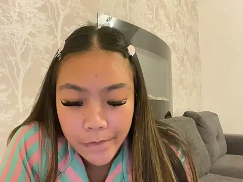 Snapshot of MissCherryyxox chatting on October 2025 07:04:02 PM MissCherryyxox online show from October 2025 07:04:02 PM