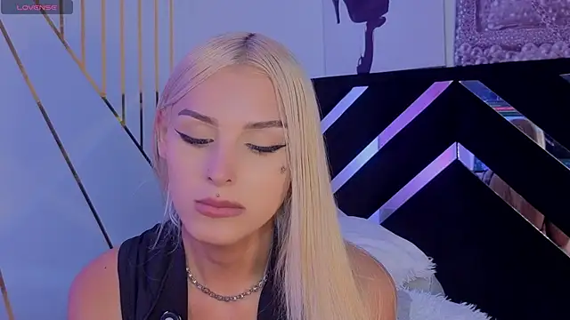 Angel-dragun online show from April 2026 03:11:02 AM