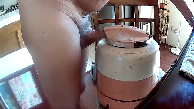 Nataku10 online show from March 2026 09:05:02 PM