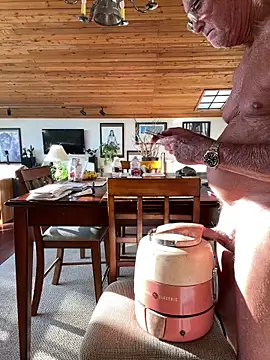 Snapshot of Nataku10 chatting on December 2025 10:55:01 PM Nataku10 online show from December 2025 10:55:01 PM