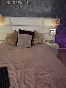 Celeste Amber online show from April 2026 07:32:01 PM