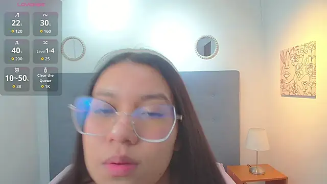 chaneelstark online show from October 2025 04:11:01 AM