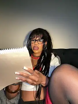 darksiren1 online show from October 2025 10:06:01 PM