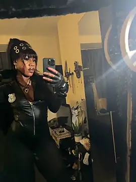 darksiren1 online show from September 2025 10:05:02 PM