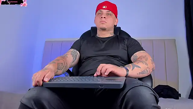 denis munera online show from March 2026 06:14:01 PM