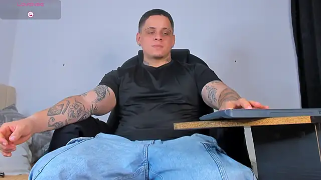 denis munera online show from October 2025 09:40:01 PM