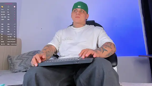 denis munera online show from October 2025 10:47:01 AM