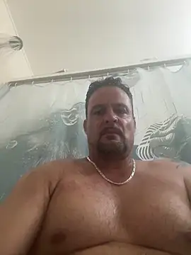 Andys828282 online show from December 2025 06:34:02 PM