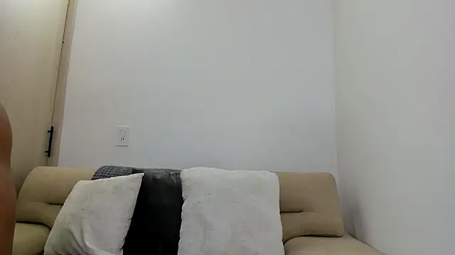 Biscuit oliva online show from October 2025 04:07:02 PM