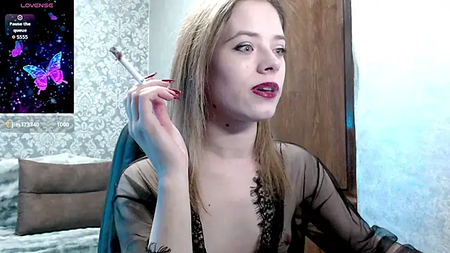 Kate  Loves online show from March 2026 07:17:01 PM