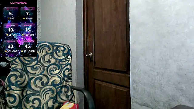 Kate  Loves online show from November 2025 07:17:01 PM