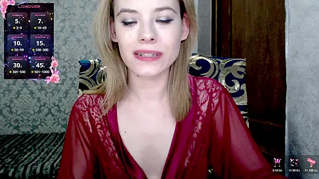 Kate  Loves online show from December 2025 08:04:02 PM