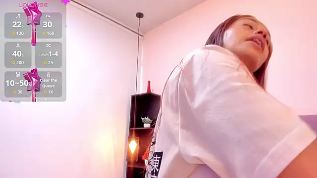 Snapshot of HoollyHendrix chatting on November 2025 08:42:02 PM HoollyHendrix online show from November 2025 08:42:02 PM