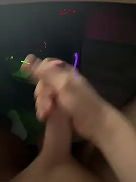 jstntz online show from April 2026 09:20:01 PM