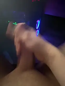 jstntz online show from April 2026 09:37:02 PM