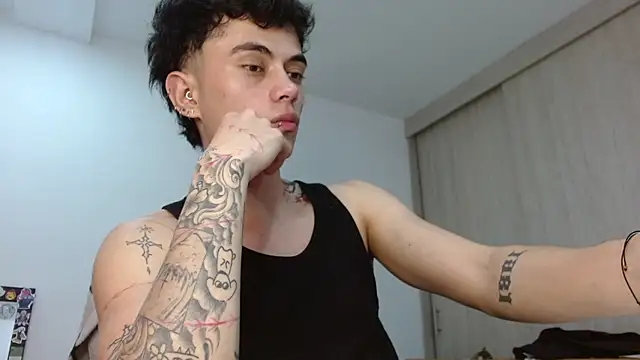 Snapshot of jaico_santos chatting on May 2026 11:32:02 PM jaico santos online show from May 2026 11:32:02 PM