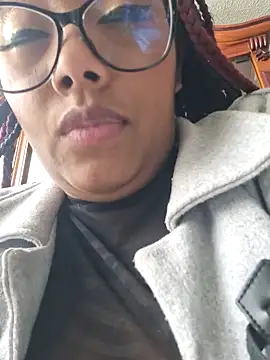 Snapshot of Ebony-Goddess19 chatting on October 2025 07:47:02 PM Ebony-Goddess19 online show from October 2025 07:47:02 PM