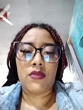 Snapshot of Ebony-Goddess19 chatting on November 2025 08:45:02 PM Ebony-Goddess19 online show from November 2025 08:45:02 PM