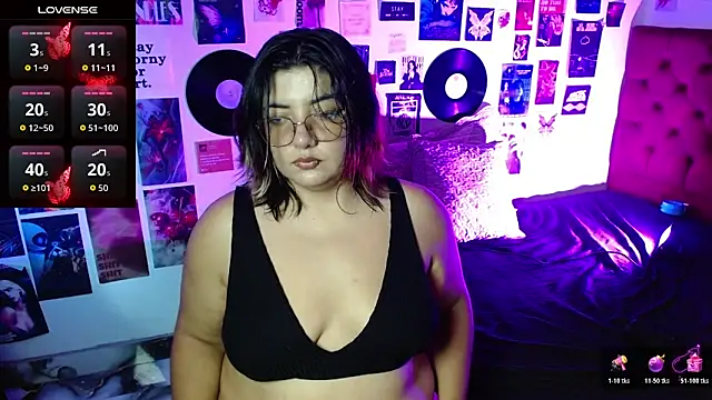 Roxy f w online show from March 2026 10:16:01 PM