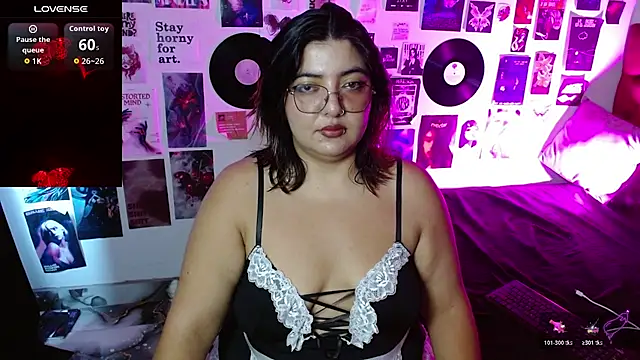 Roxy f w online show from April 2026 03:29:01 PM