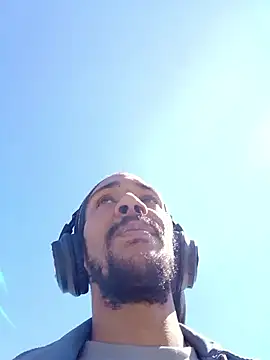 Mikaaa97 online show from April 2026 11:44:02 AM