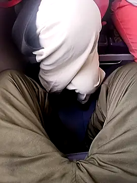 Mikaaa97 online show from April 2026 11:24:01 AM