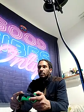 Mikaaa97 online show from February 2026 12:24:02 AM