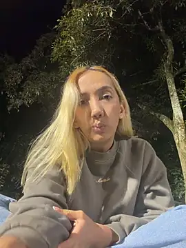 Isa klein online show from March 2026 12:47:02 AM