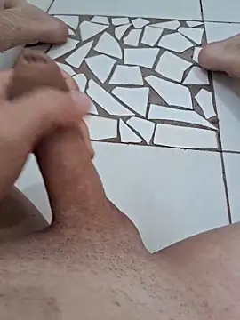 rafaelsouzzaa online show from November 2025 10:41:02 AM