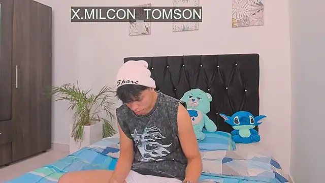 Zacktorres  online show from September 2025 07:54:02 PM
