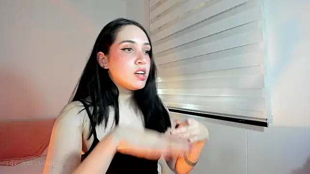 SarahCastillo  online show from February 2026 06:07:01 PM