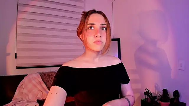 SarahCastillo  online show from October 2025 07:11:02 AM