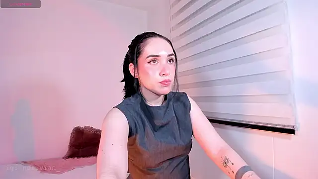 SarahCastillo  online show from February 2026 02:43:02 AM