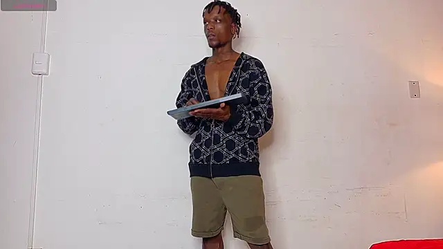 SkylerBigxxx online show from September 2025 04:06:02 AM