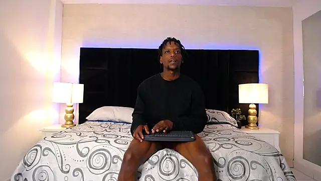 SkylerBigxxx online show from May 2026 04:39:02 AM