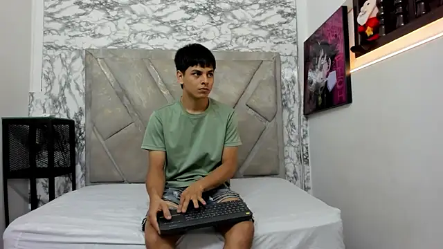 Logan Jhonson online show from September 2025 02:29:02 AM