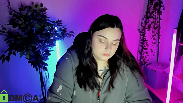 Mia R0ss online show from February 2026 11:07:01 PM