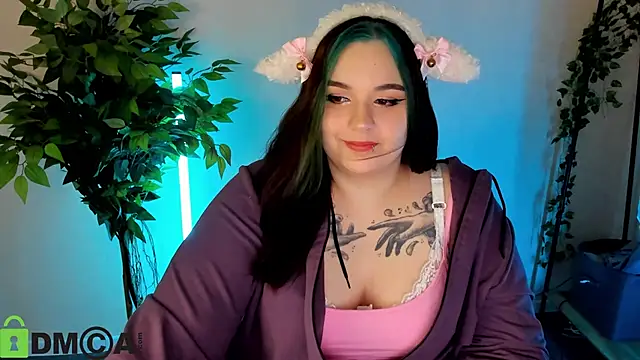 Mia R0ss online show from March 2026 11:12:02 PM