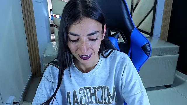 Maily a  online show from March 2026 03:13:01 AM