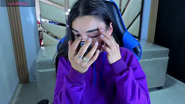 Maily a  online show from February 2026 02:46:01 AM